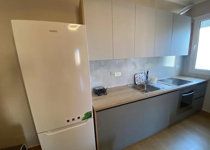 Aleks Lungo Mare דירה *